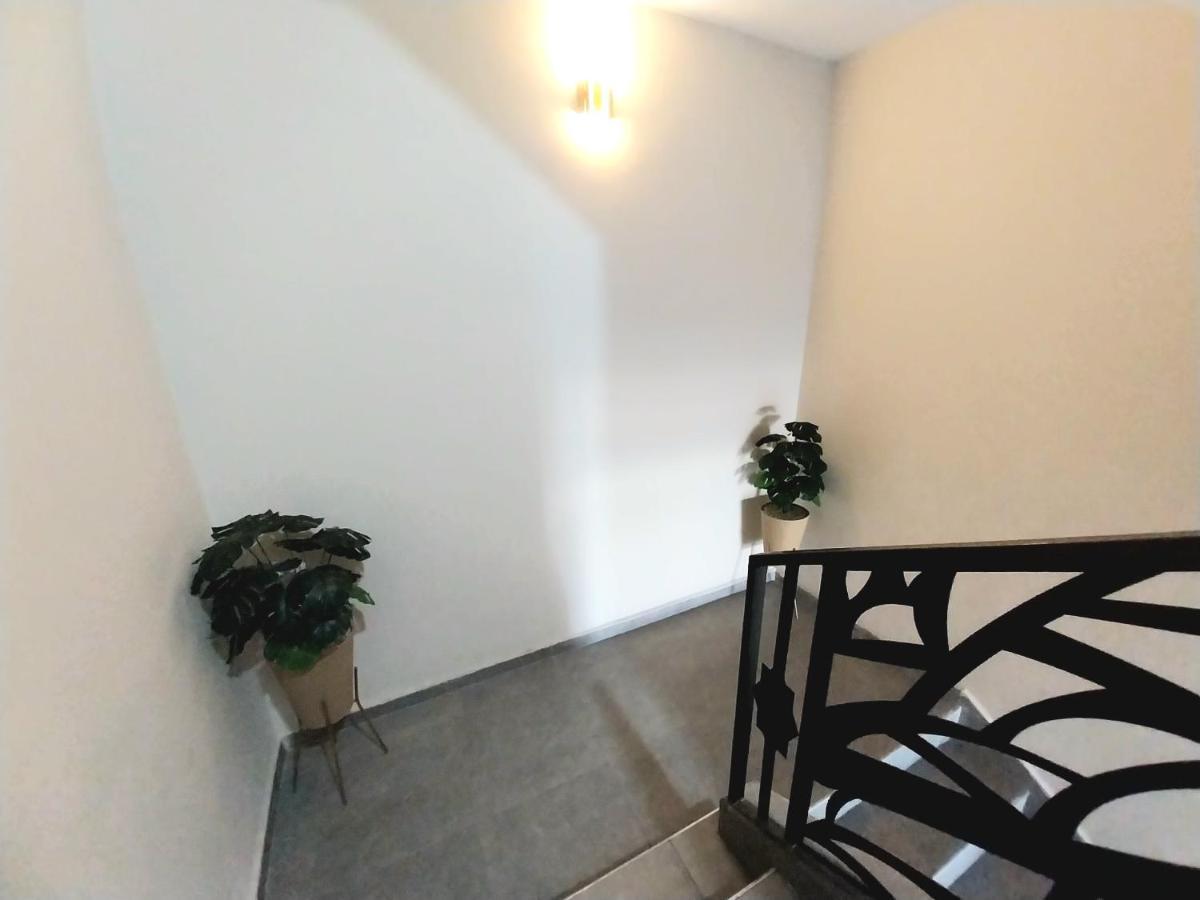 Beautiful Apartment Next To Airport Mohamed V Derroua Екстер'єр фото